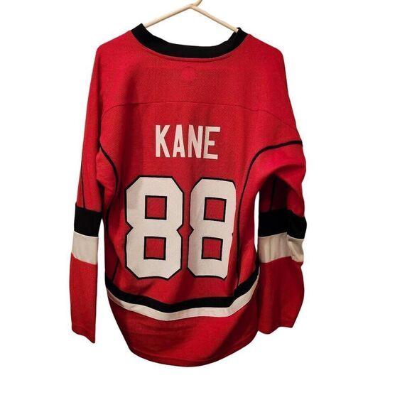 NHL Team Apparel Men’s NWOT Patrick Kane 88 Long Sleeve Jersey Size Small - Picture 3 of 4